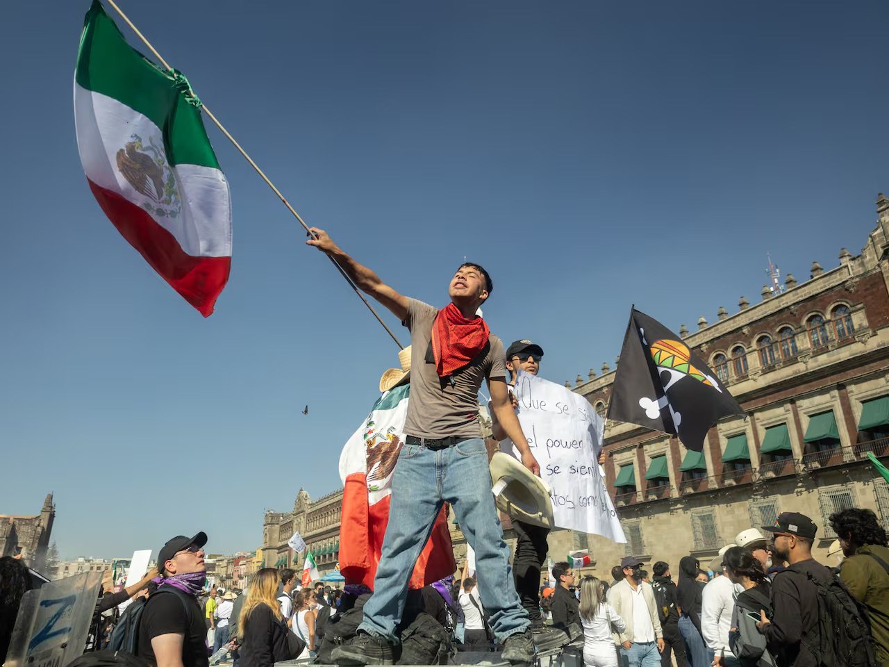 Mexico protest gallery image 3